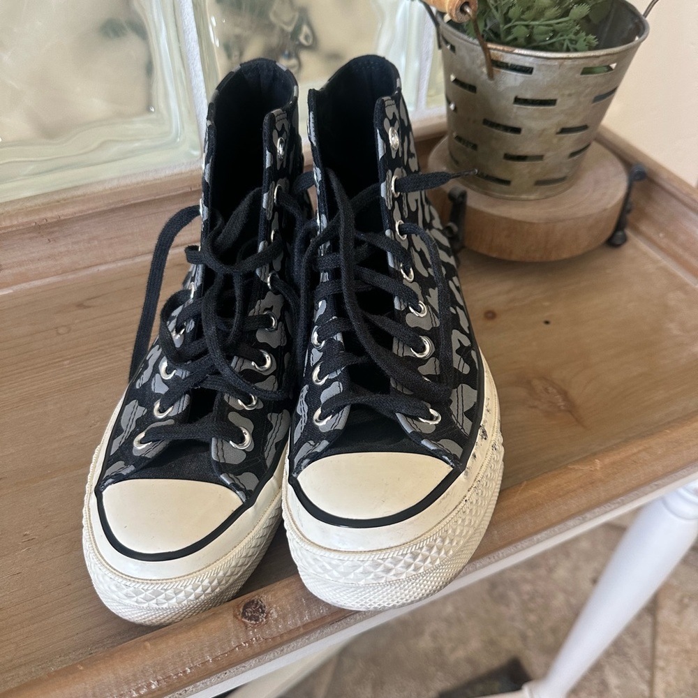 Converse Chuck Taylor’s Black and White Cheetah RARE High-Top Sneakers